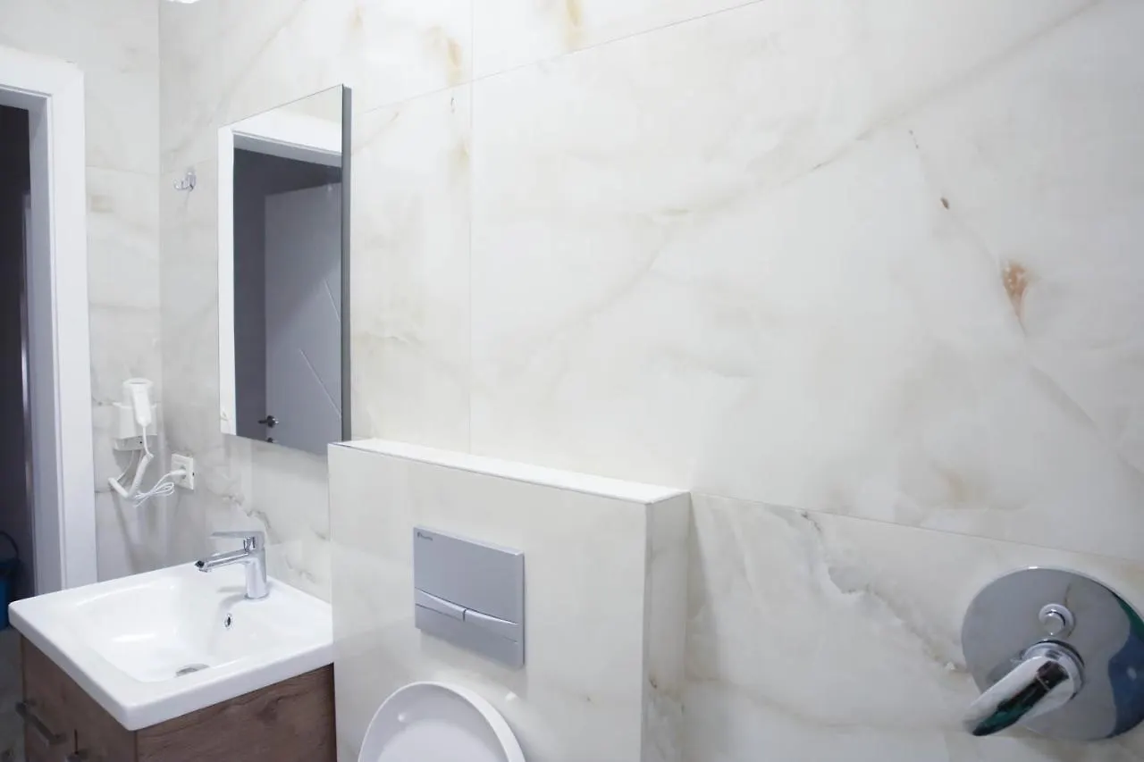 Angelx Apartments Тирана Албания